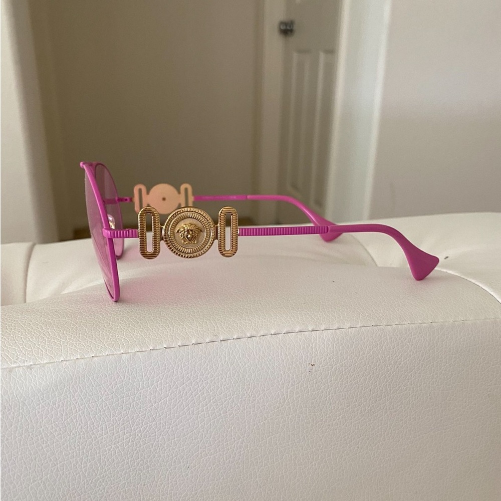 Versace sunglasses - Picture 3 of 4